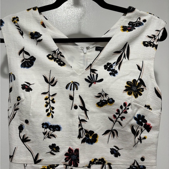 Ann Taylor White Floral Midi Dress Size 2 - Picture 3 of 8